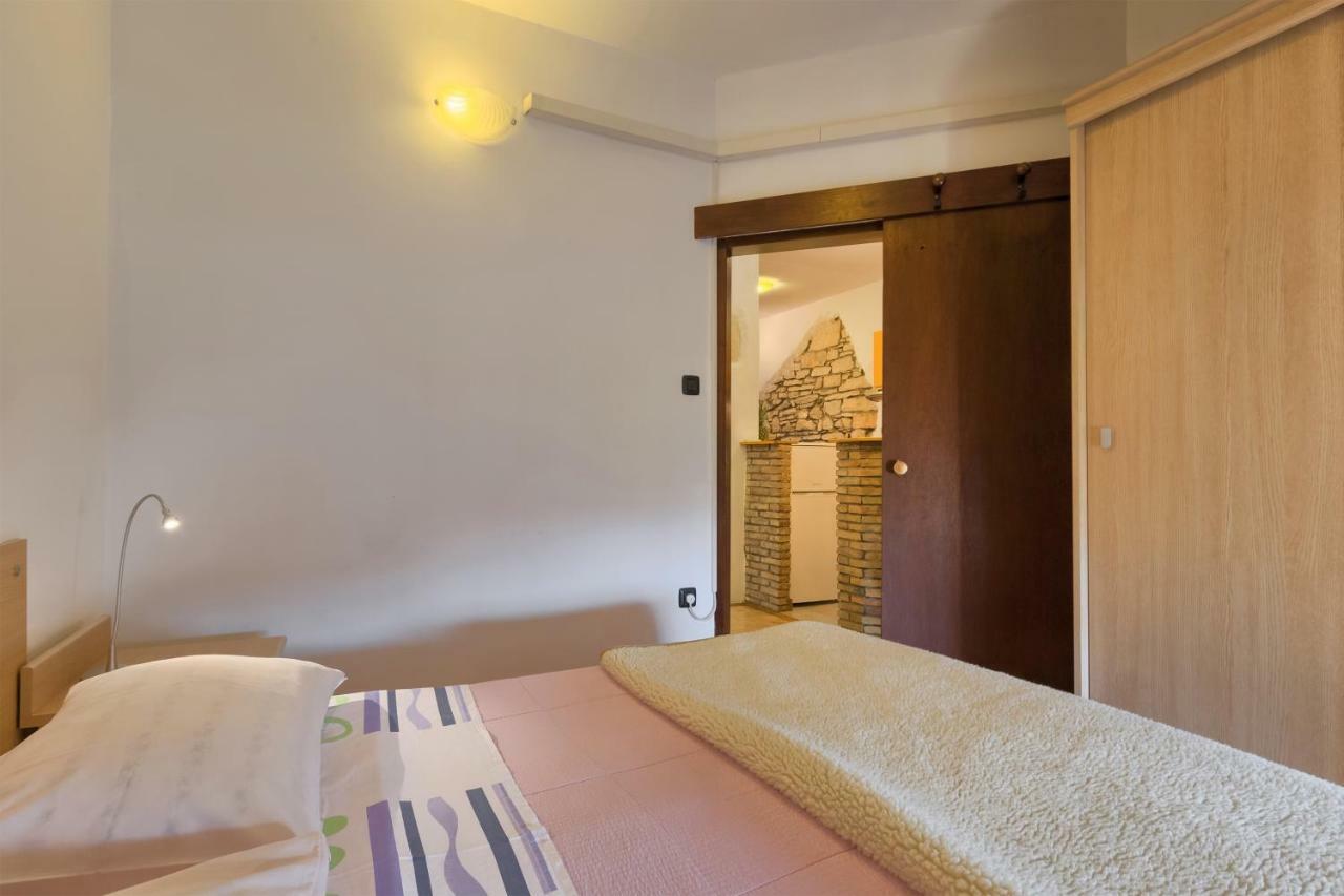 Apartman App With Arena Amphitheatre Arena Nearby *