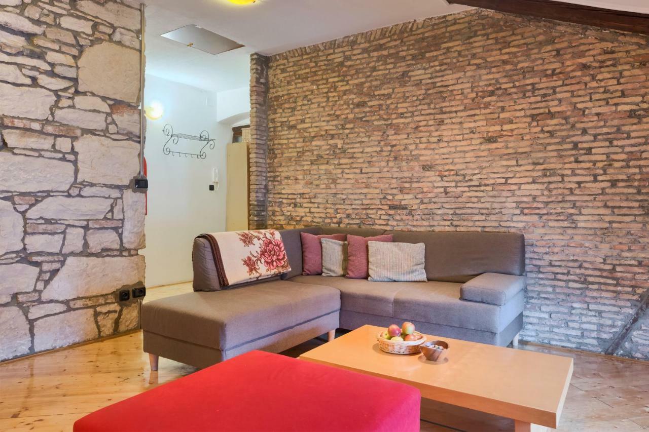 Apartman App With Arena Amphitheatre Arena Nearby *